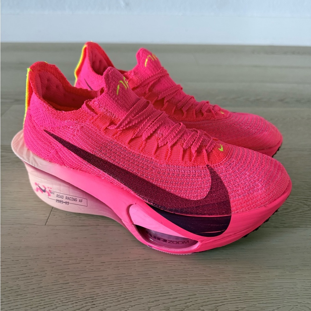 Nike Air Zoom Alphafly NEXT% 3 Hyper Pink Sneakers Retro FD8315-601 Womens sizes - Picture 2 of 9